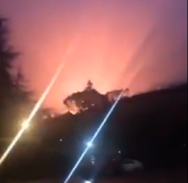 E' precipitato un aereo". Ma era fulmine su cavo alta tensione