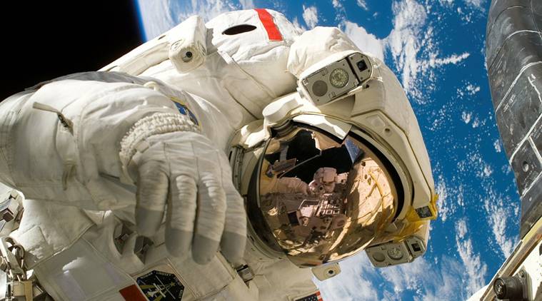 Nasa cerca "ufficiali per combattere gli alieni". L'equivoco manda in tilt il web