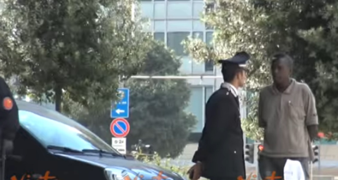 Nuovo blitz in stazione a Milano. In 65 in Questura, sul posto restano indumenti e valigie