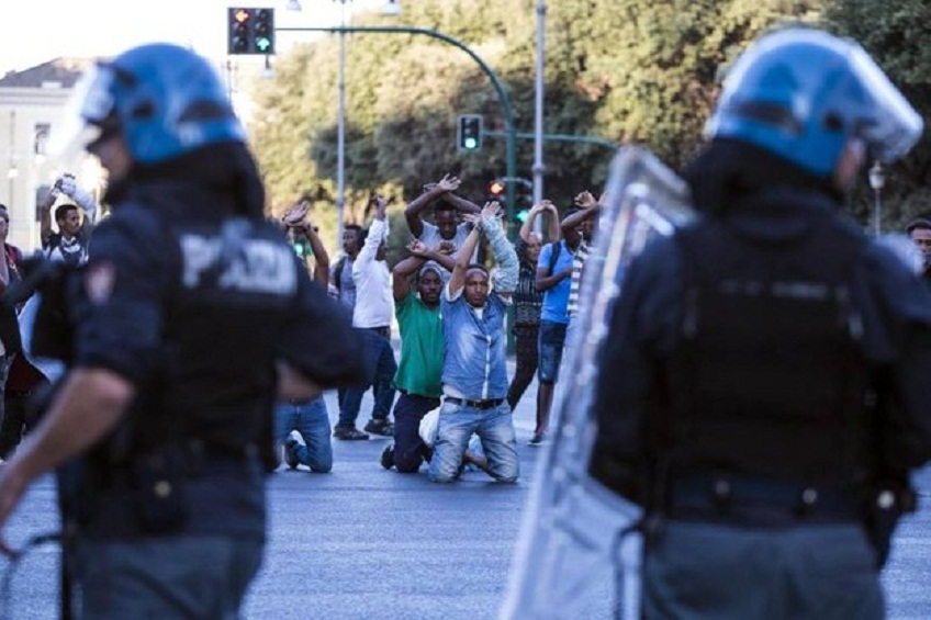 Roma, sgombero migranti da via Curtatone: Procura apre indagine su racket alloggi