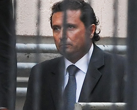 Francesco Schettino in carcere, tra tennis, letture e meditazione