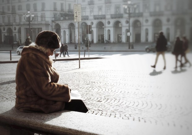 Solitudine, il killer che fa più vittime dell'obesità