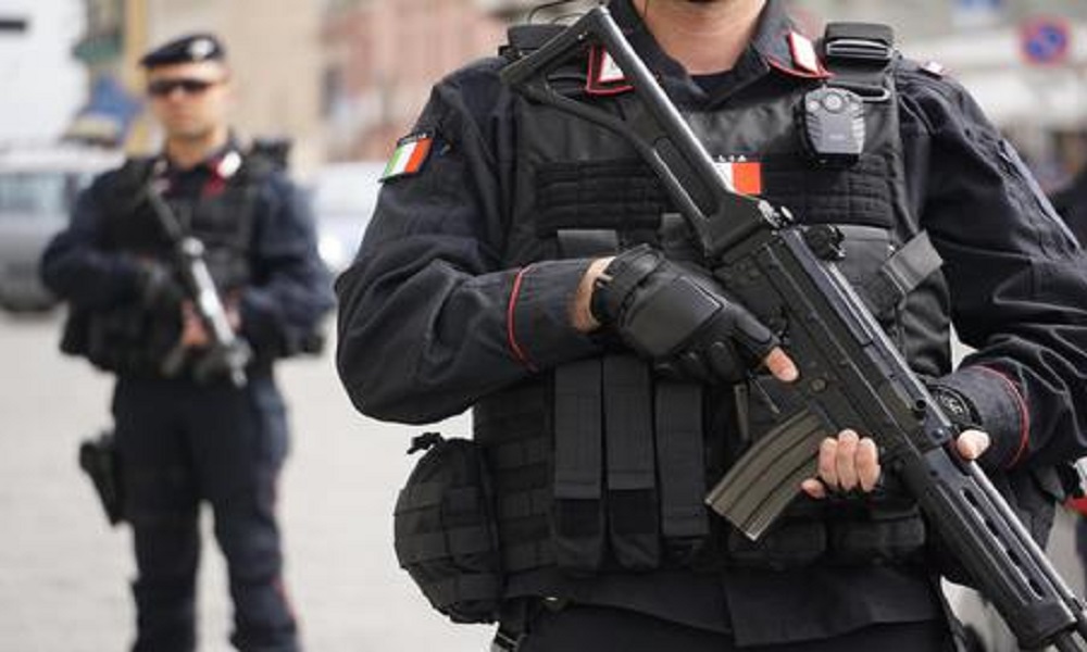 Terrorismo, a Roma ipotesi barriere in via del Corso e ai Fori. A Milano blocchi sui Navigli e Darsena