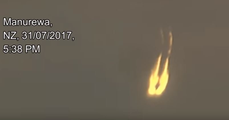 Ufo in Nuova Zelanda: oggetto volante infuocato nei cieli di Manurewa