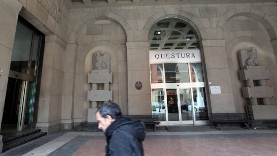 Bologna, arrestato per maltrattamenti s'impicca nella cella in questura