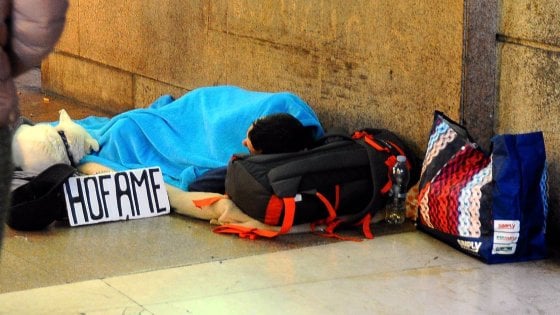 Brescia, clochard trova riparo in una casa privata: la Cassazione lo assolve