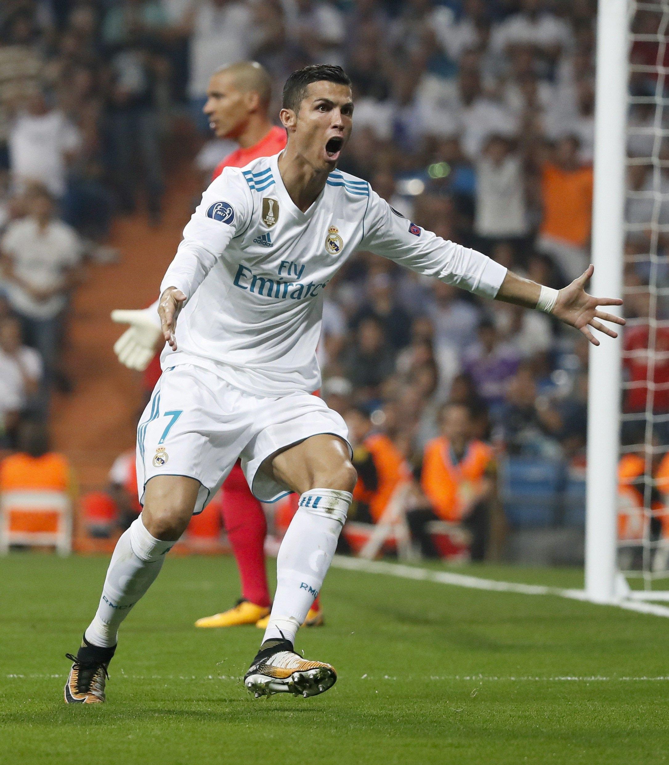 YouTube, Cristiano Ronaldo e Kane lanciano Real e Tottenham, Salah non basta al Liverpool