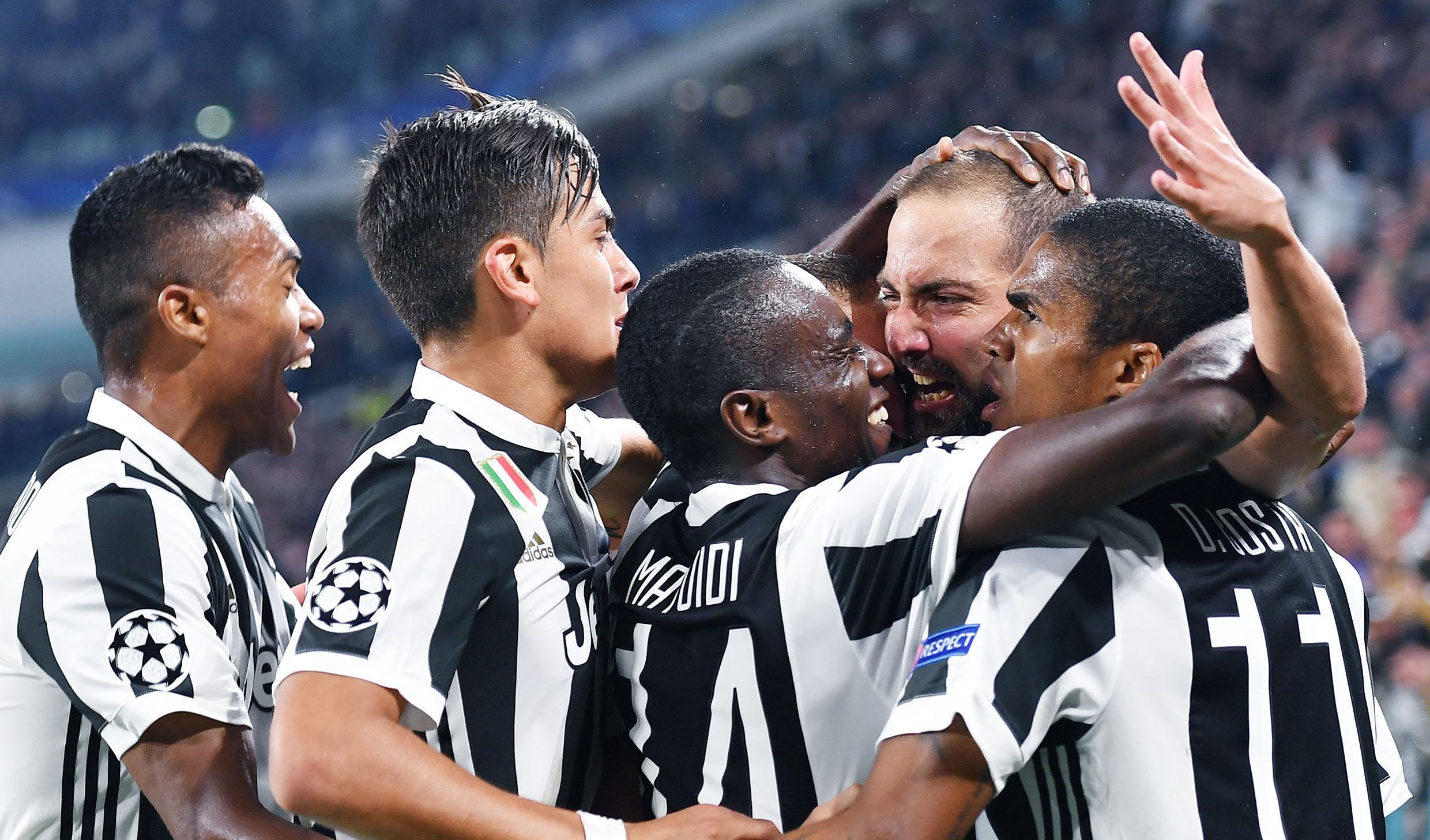 Juventus, Barzagli: "Nessun caso Higuain nello spogliatoio, sappiamo che è decisivo"