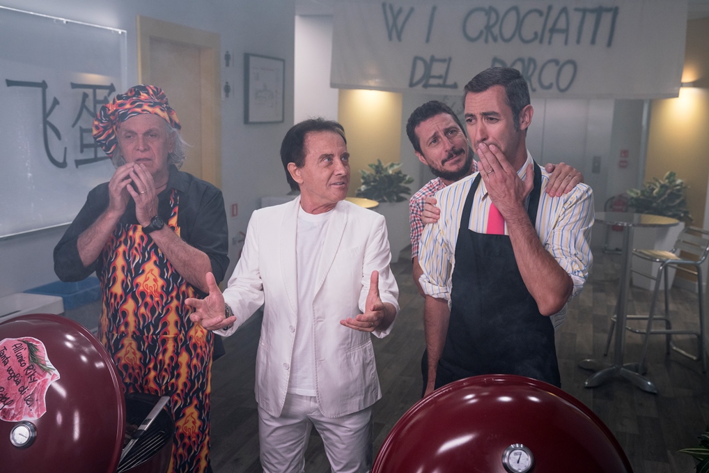 Riccardo Fogli e Roby Facchinetti guest star a Camera Café