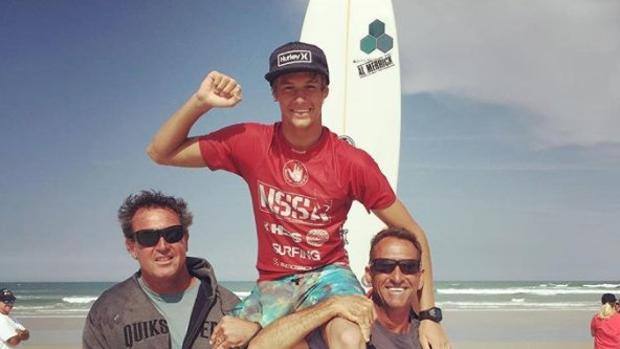 Uragano Irma, sfida onde alle Barbados: muore surfista Zander Venezia