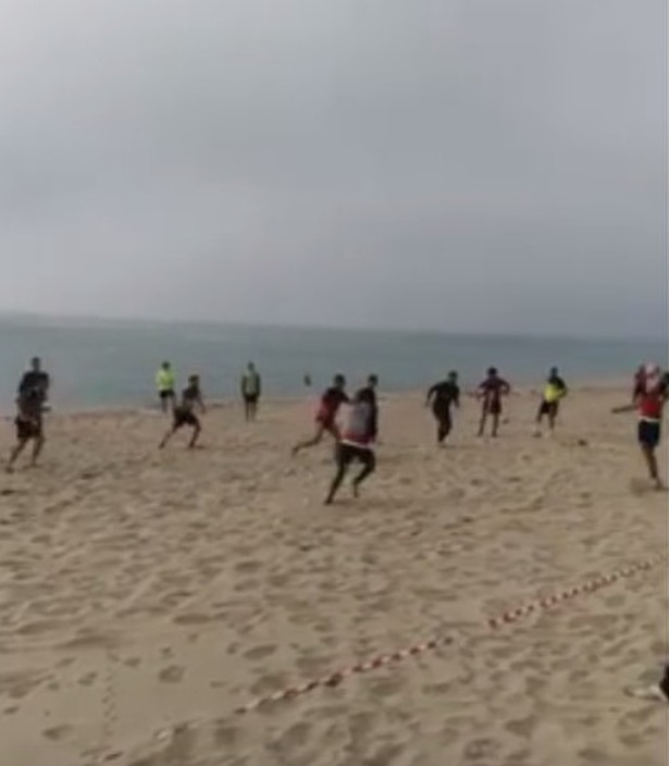 Serie A, Crotone sfrutta la sosta per allenarsi in spiaggia