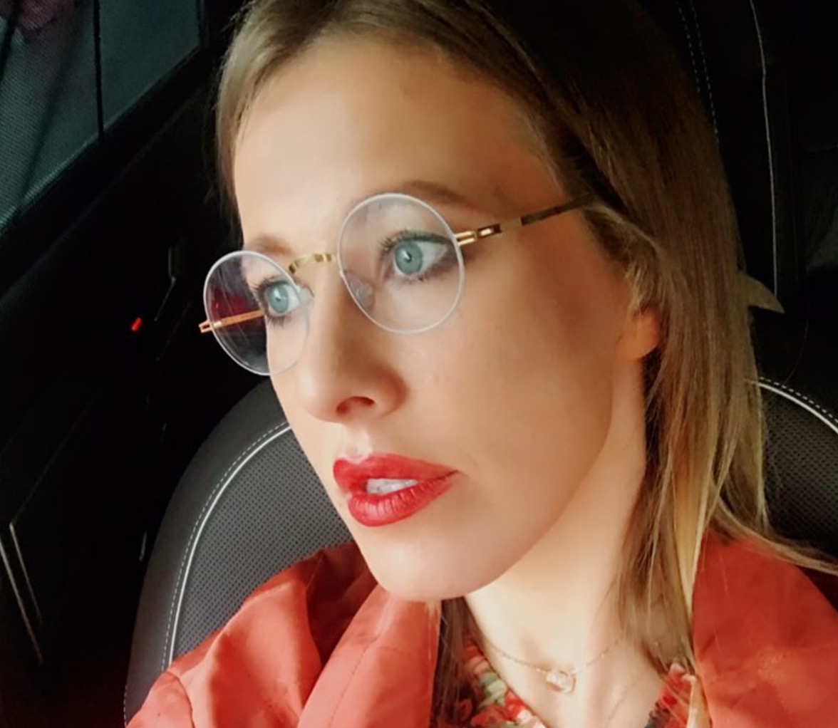 Russia, Ksenia Sobchak, la Paris Hilton russa, potrebbe sfidare Putin alle elezioni FOTO