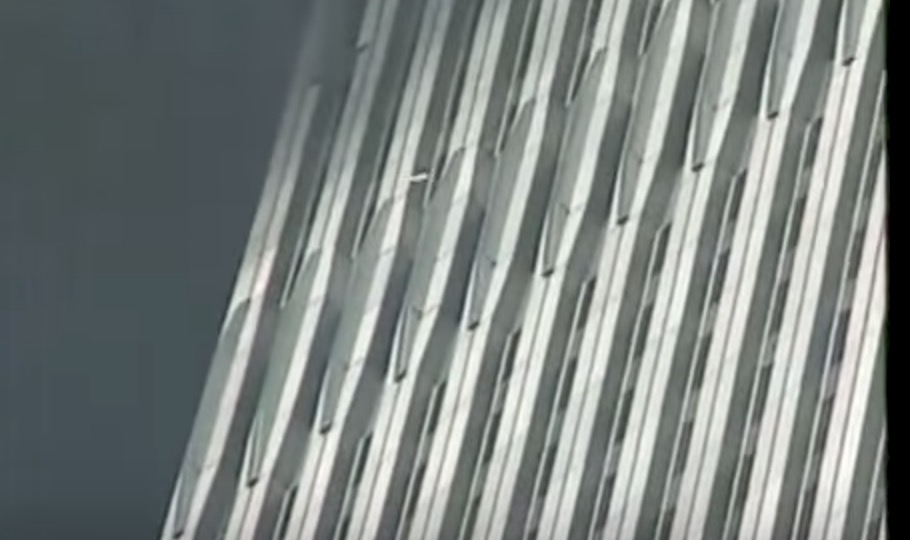 YOUTUBE 11 settembre 2001, bombe nelle Torri Gemelle. Lo diceva Trump