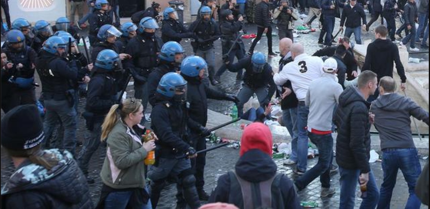 Napoli-Feyenoord, vendita biglietti: c'è lo stop ai tifosi olandesi