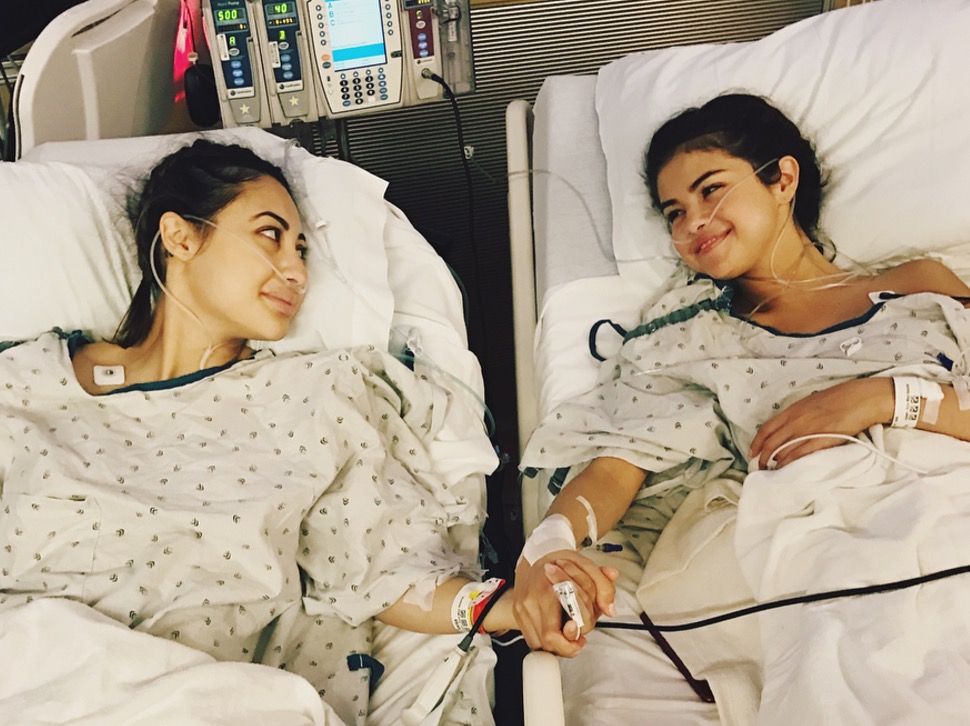 Selena Gomez: "Ho subito trapianto di rene dalla mia amica Francia Raisa"