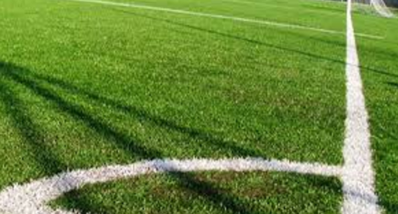 Ginocchiata durante una partita di calcio: giocatore condannato