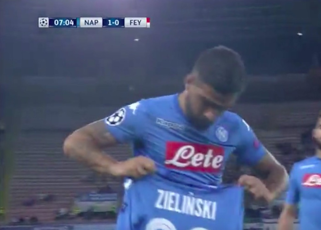 YOUTUBE Insigne segna ma sbaglia maglia: Zielinski invece di Milik
