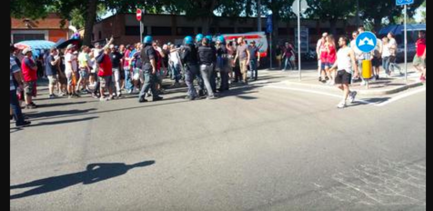 Milan-Rijeka, daspo a 10 ultras croati dopo scontri nella zona parcheggio San Siro