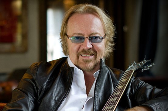 Umberto Tozzi, operazione all'appendicite riuscita