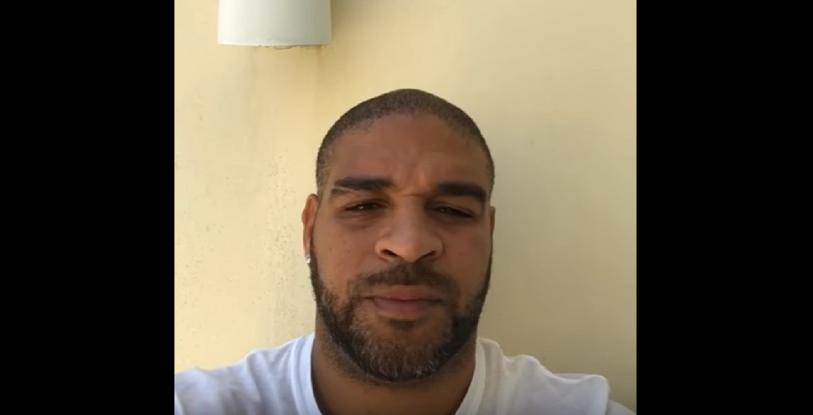 Adriano posa col narcotrafficante. Poi registra VIDEO: "Faccio foto con chi voglio"2