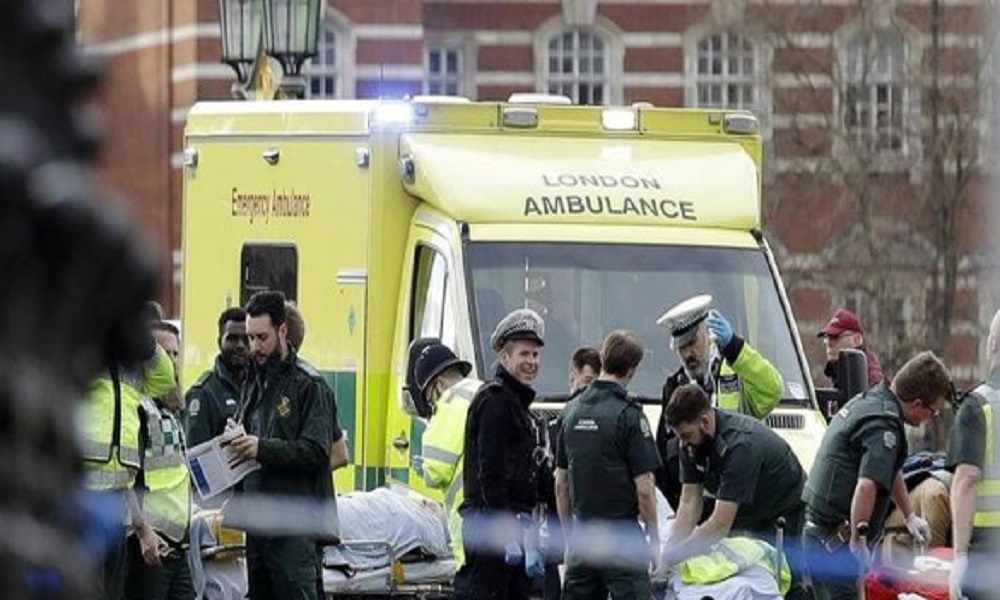 Scott Turner, giovane calciatore cade da un'altezza di 13 metri: piede riattaccato dopo una operazione di 14 ore