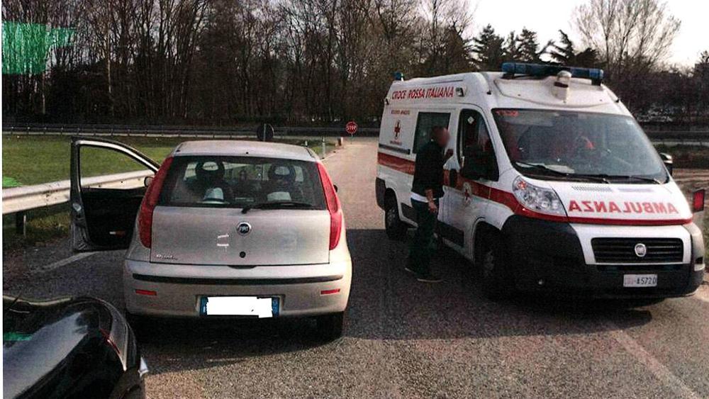 Levego, ragazzo di 22 anni si schianta con la moto e muore