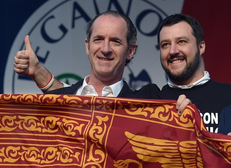 Veneto, bandiera fa litigare Luca Zaia con il governo. "Vietato imporla"