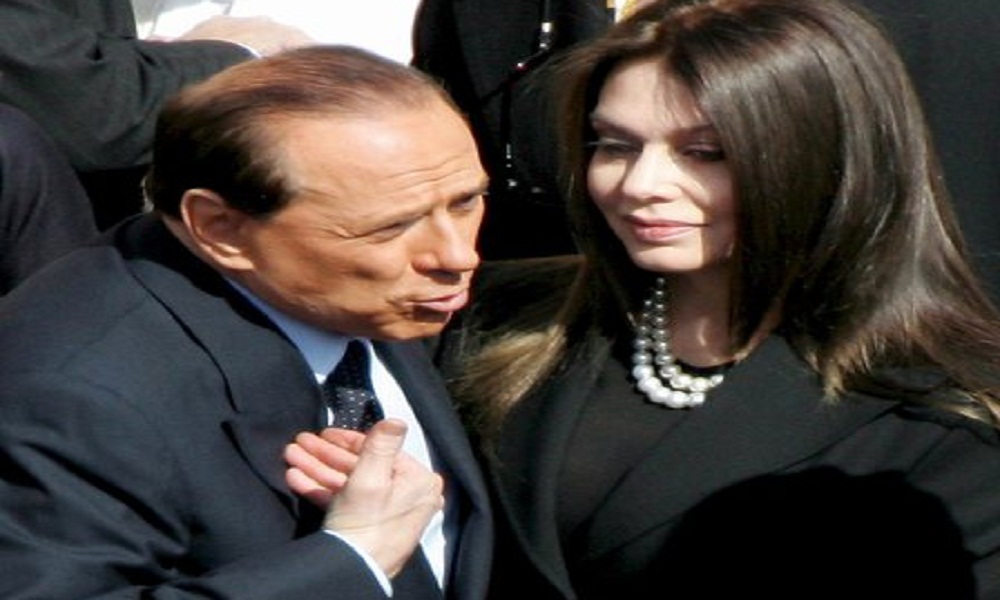 Berlusconi e Veronica Lario (foto Ansa)