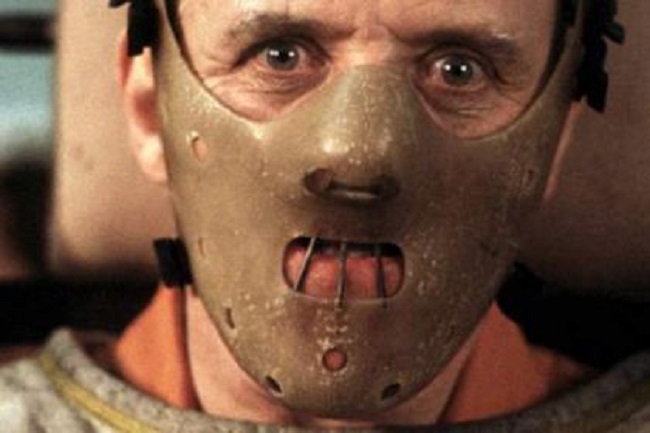 Russia: fermata coppia di cannibali, trovati resti umani nel frigorifero