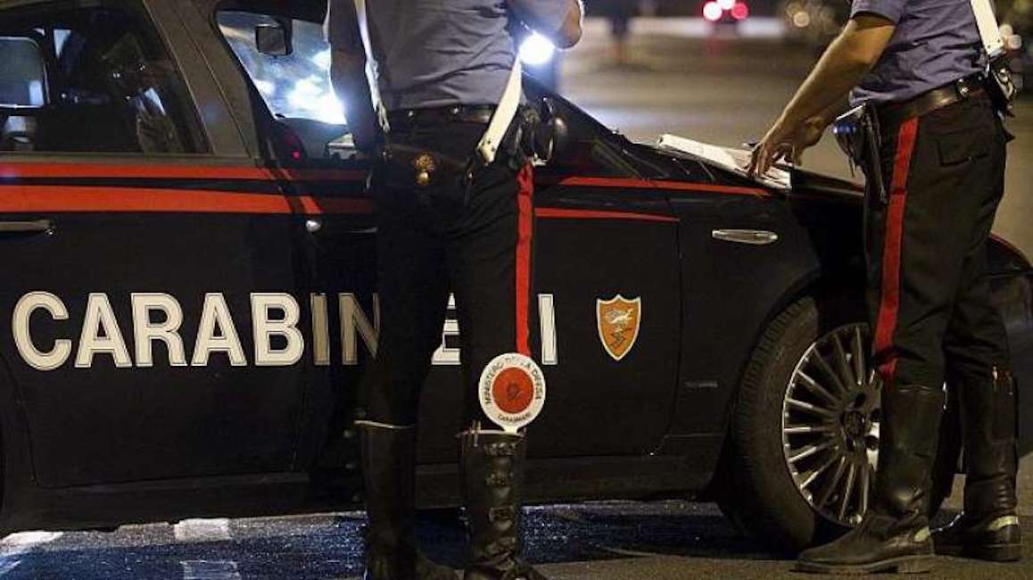 Stupro Firenze, l'avvocato del carabiniere: "Da donna io gli credo"