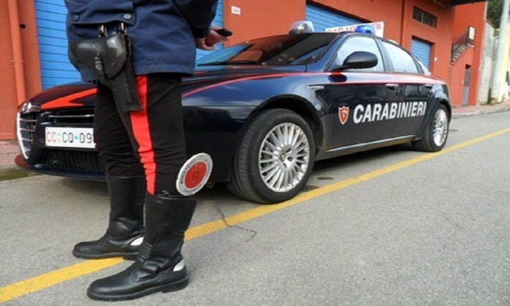 Firenze, carabiniere accusato di stupro interrogato. Pinotti: "Sospensione non basta"