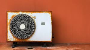 Cassazione: è reato il disturbo causato da un condizionatore rumoroso. La sentenza