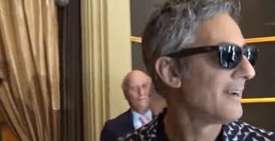 Fiorello a Mentana: "Lo conosco da 3 o 4 moglie fa"