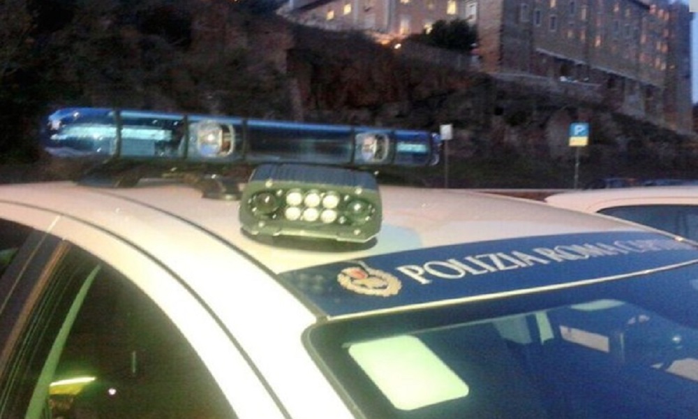 Genova, manager racconta: "Mi hanno rapito per 3 giorni...". Ma era con l’amante