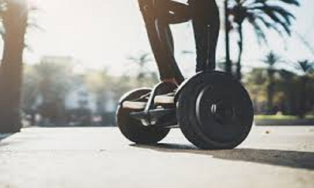 Hoverboard: secondo il codice della strada è illegale. Ecco cosa si rischia