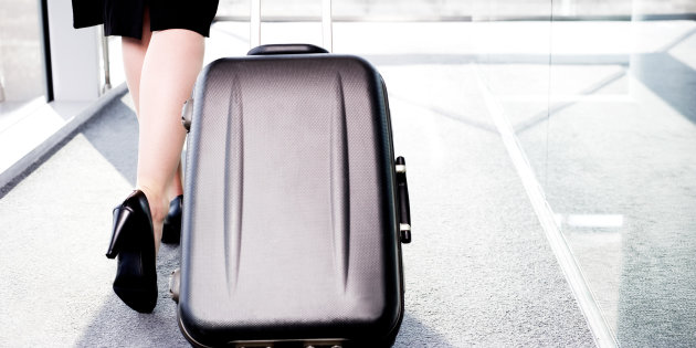 EasyJet lancia "hands free": il check-in dei bagagli a mano