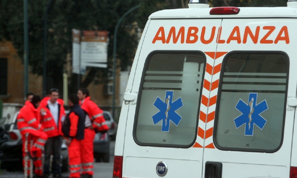Salerno: guida ubriaco e travolge e uccide il conducente di un'altra macchina