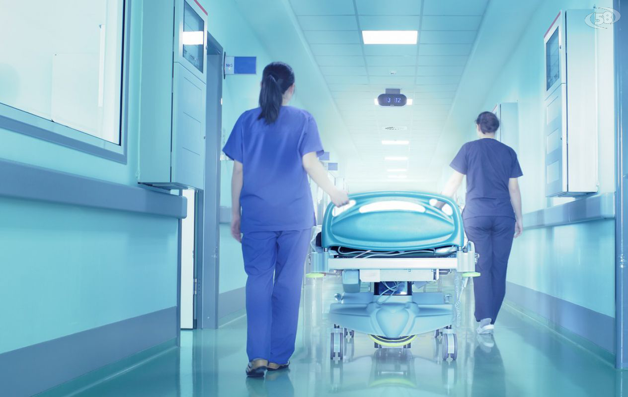 Antonella Mari, le dicono "intervento di routine": esce dall'ospedale in carrozzina e si sono scordati gli elettrodi