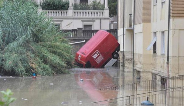 Livorno, Gianfranco Tampucci trovato morto: era l'ultimo disperso dopo il nubifragio