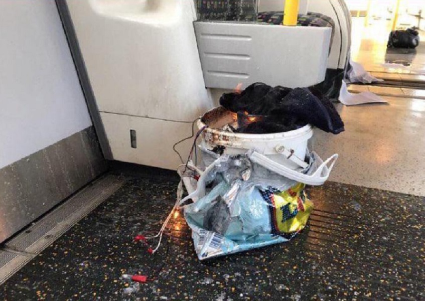 Attentato metro Londra, terzo arrestato a Newport