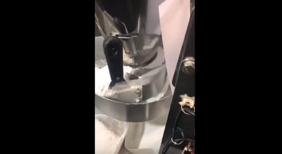 Macchina impacchetta 150 chili di cocaina in un solo giorno: due arresti a San Paolo (Brasile)