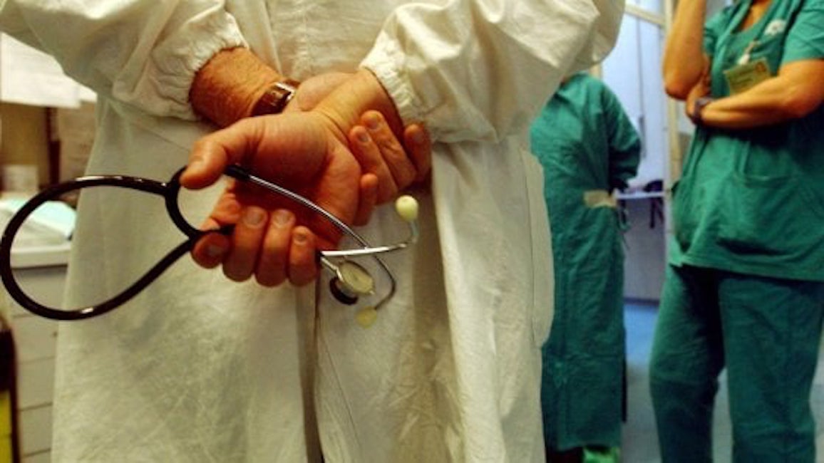 Bari, dodicenne morta dopo intervento al femore: indagati 2 medici