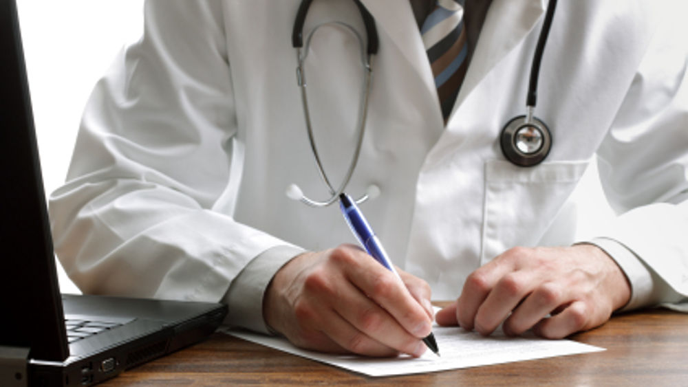 Leonardo Trentadue, medico aggredito nel suo studio: non voleva rilasciare falso certificato