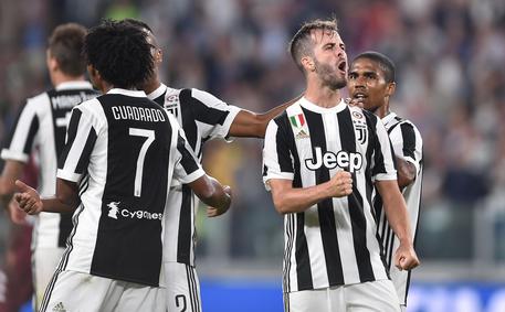 Miralem Pjanic infortunato, quando rientra? "Tra 4 settimane" dice il medico della Bosnia