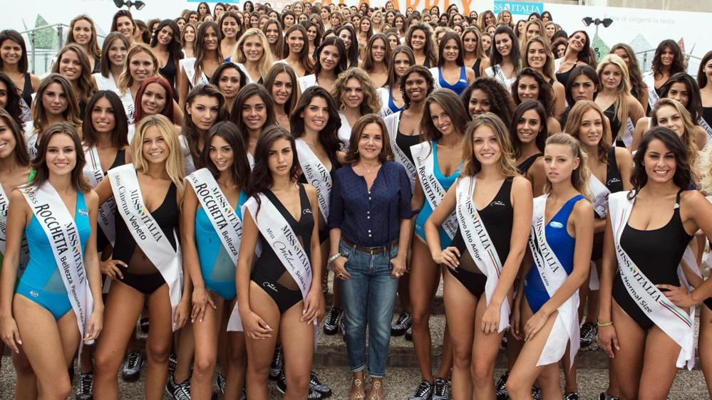 Miss Italia Chef, gara prima della finale: "Riportiamo le donne ai fornelli"