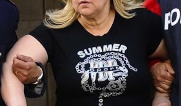 Anna Mazza è morta, era la vedova nera della camorra di Afragola