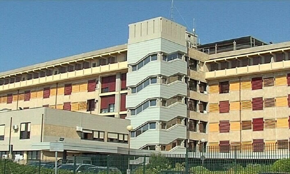 Modica, nella cucina dell'ospedale ci sono topi morti