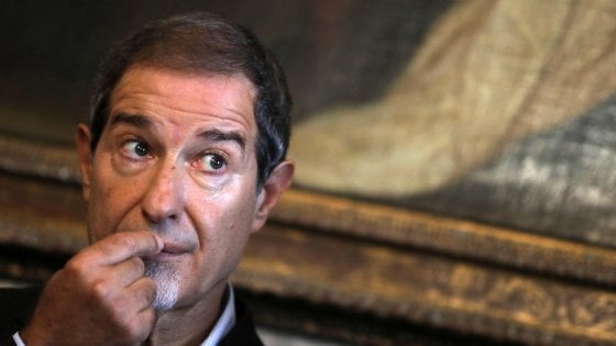 Sondaggio Sicilia: Musumeci (centrodestra) al 42%. Fava e Cancelleri (M5S) al 25%. Micari (Pd) all'8%