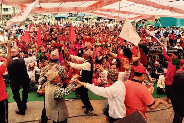 Nepal elezioni dopo 20 anni: accordo di pace alle battute finali