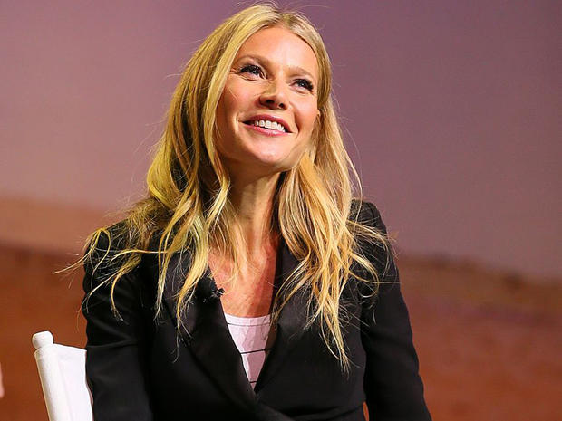 Gwyneth Paltrow senza vestiti sulla copertina di Goop FOTO